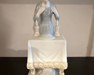 Moso Jacob Limited Edition Shabbat Woman Figurine