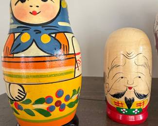 Vintage Soviet-Era Matryoshka Nesting Doll Set - 1980 Moscow Olympics Souvenir