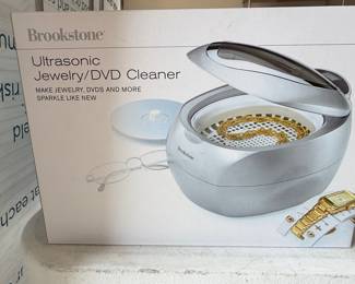 Brookstone Ultrasonic Jewelry/DVD Cleaner