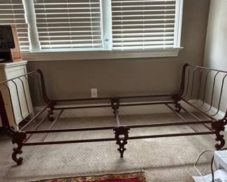 Victorian-Style Cast Iron Daybed Frame