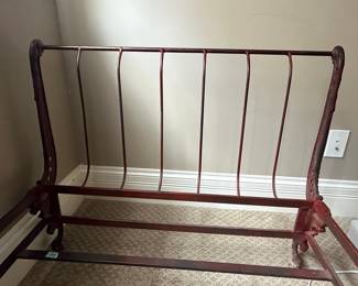 Victorian-Style Cast Iron Daybed Frame