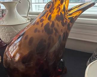 Vintage Amber Tortoiseshell Art Glass Frog Figurine