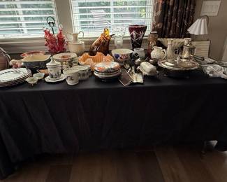 Mixed Estate Sale Collection: Silver-Plated Tableware and Art Glass