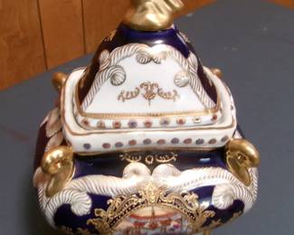 Urn