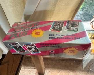 1991 NFL Collectors Set Pacific Plus Pro Football Cards