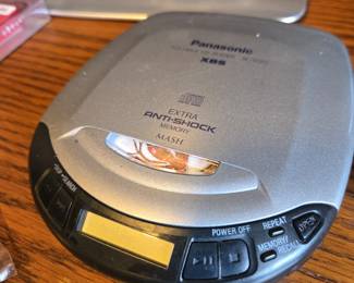 Panasonic Model: SL-S320 CD Player