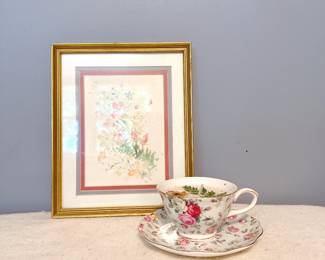 Vintage floral print & teacup candle
