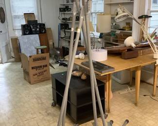 Art lights, picture frames, lamps, etc.