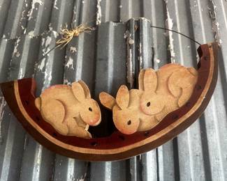 Wood bunny watermelon decor