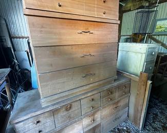Project dressers