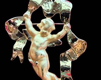 Vintage cherub brooch