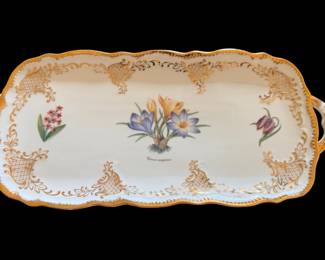 Porcelain painted gold trim, Trey