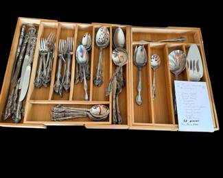 Oneida stainless Michelangelo 58 pieces