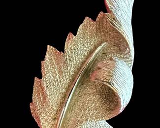 Vintage Coro Goldtone Leaf Brooch