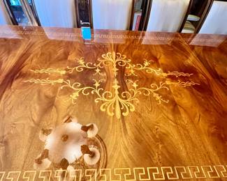 Stunning Italian dining table with inlay design - 12 chairs - table is 1 piece 
