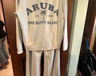 Aruba 2pc lounge suit - back