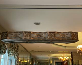 #20 -- Wall lighting - Approx 3'3"w X 5"t -THIS IS AT A DIFFERENT LOCATION, ONLY 1 MINUTE AWAY FROM THIS WEEKENDS SALE 