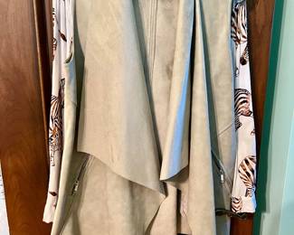 Premise - size L