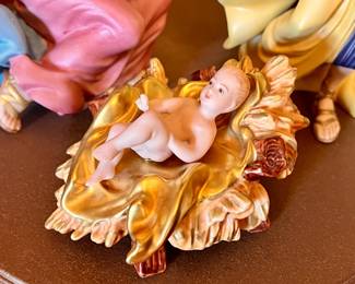 The Vatican Nativity - Limited Edition 5pc set w/boxes
