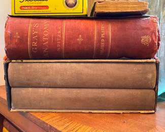 Red Cloth Gray's Anatomy Edited by Spitzka and Asimov Science Boxed Set