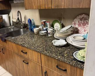 Assorted Everyday Kitchen Drinkware and Dinnerware Grouping