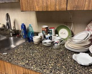 Assorted Everyday Kitchen Drinkware and Dinnerware Set