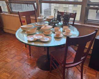 Glass Top Black Pedestal Tulip Dining Table & Slat-Back Chairs