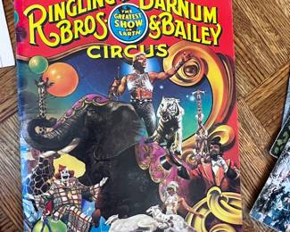 1977 Ringling Bros 107th Edition Circus Program — Gustavo Novoa Cover Art