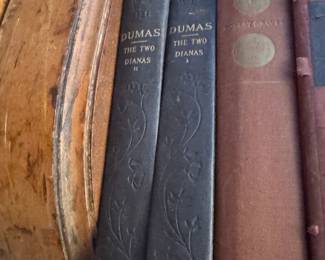 $75 (set 2), Alexandre Dumas The Two Dianas Hardcover Collection