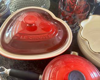 Le Creuset.