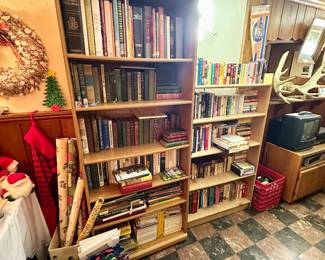 Two bookcases full of books.