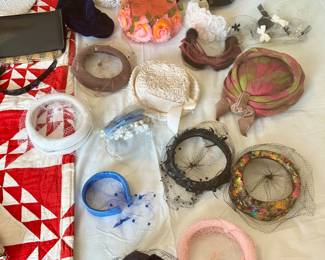 A nice selection of vintage hats and handbags.