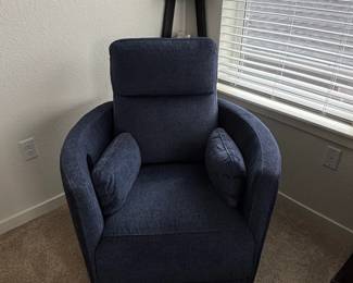Modern Swivel Recliner Chair with Lumbar Pillows second image