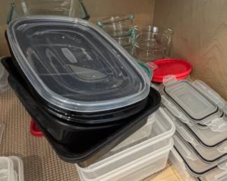Assorted Pyrex Glass and Plastic Food Storage Containers second image