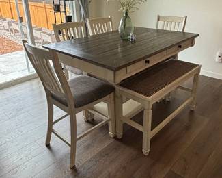 Signature Design by Ashley Bolanburg Dining Set