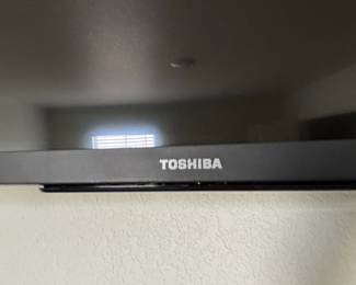Toshiba LFU Inch K UHD LED TV second image