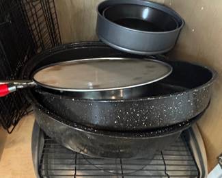 Assorted Bakeware and Cookware Set second image