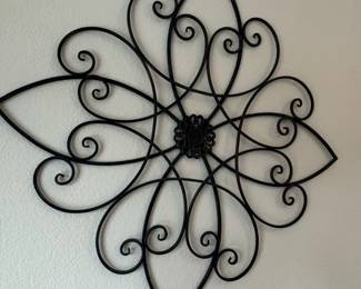 Black Metal Floral Scroll Wall Decor