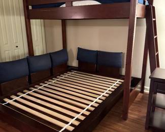 Bunk Bed - perfect for your summer home 