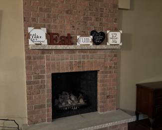 Decoratives 