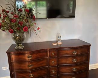 Vintage Mahogany Dresser 