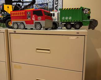 Trucks 