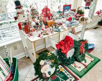 Vintage Christmas Ornaments and Decor