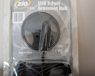 H64 - $10. Zio Tek USB 3-Port USB Grommet Hub
