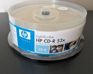 H67 - $10. LightScribe HP Cd-R 52x discs 25 PK. 
