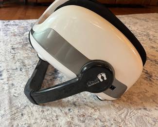 H73 - $50. Cloud massage foot + Calf Shiatsu Massager 