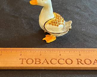 H89 - $10. Goose Trinket Box 
