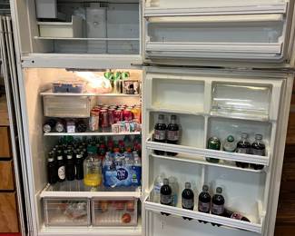H29 - $100. Kelvinator Refrigerator. Model # MRT18TRFW3. 29.75 W by 27.5 D by 65 T.  Manufactured in 2000. Great garage fridge! 