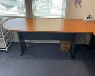 H26 - $225. 2 Piece L Shape Desk. Curved Piece Measures 71.25" x 26.75" deep x 29.5" tall.  Straight Edge Piece Measures 71.25" x 26.75" x 29.25" tall. 