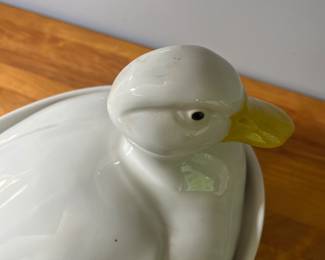 H40 - $20. VTG California Pottery 697-43 Duck Tureen. 2.5 qt, 10.25 W.  Has one small chip. 